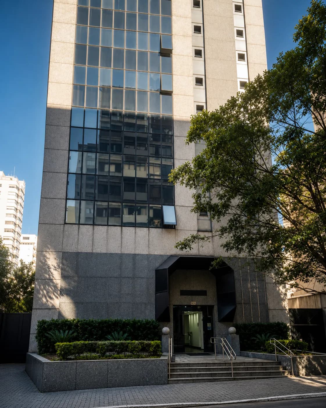 Fachada do edifício da Clínica Geovitah